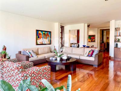 Apartamento remodelado en venta en Los Rosales , 250 mt2, 3 habitaciones