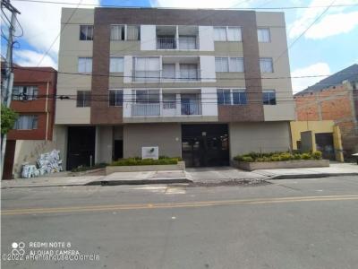 Vendo Apartamento en  Santa TeresaS.G. 23-645, 77 mt2, 3 habitaciones