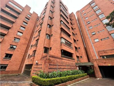 Apartamento en  Provenza(Bogota) RAH CO: 23-544, 204 mt2, 4 habitaciones