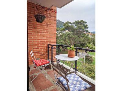 Se vende apartamento con  balcón en Bella Suiza, 120 mt2, 3 habitaciones