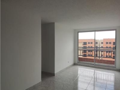 Apartamento en venta Fontibón HC 5568351, 48 mt2, 3 habitaciones