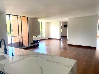 Apartamento En Venta En Bogota En La Cabrera V47304, 163 mt2, 3 habitaciones