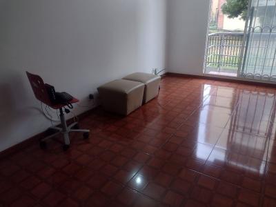 Apartamento En Venta En Bogota En Hayuelos V54945, 61 mt2, 3 habitaciones