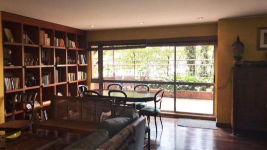 Apartamento En Venta En Bogota En Los Rosales V57668, 220 mt2, 3 habitaciones