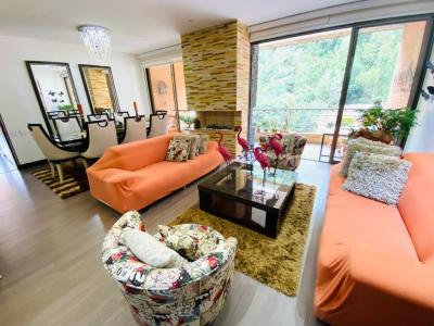 Apartamento En Venta En Bogota En Santa Barbara Usaquen V75381, 200 mt2, 3 habitaciones
