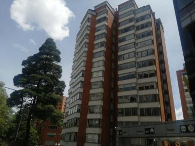 Apartamento En Venta En Bogota En El Nogal V9590, 149 mt2, 3 habitaciones