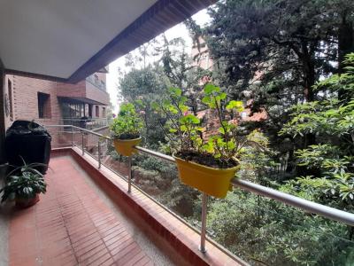 Apartamento En Venta En Bogota En Bosques De La Canada (usaquen) V46140, 173 mt2, 3 habitaciones