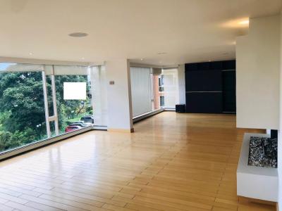 Apartamento En Venta En Bogota V31144, 205 mt2, 3 habitaciones