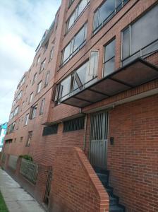 Apartamento En Venta En Bogota En Modelia V86982, 98 mt2, 3 habitaciones