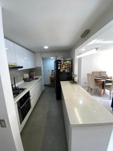 Apartamento En Venta En Bogota En Hayuelos V99414, 86 mt2, 3 habitaciones