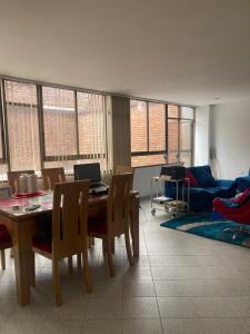 Apartamento En Venta En Bogota En Teusaquillo Teusaquillo V123036, 120 mt2, 3 habitaciones