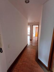 Apartamento En Venta En Bogota En Santa Barbara Occidental Usaquen V155910, 90 mt2, 2 habitaciones