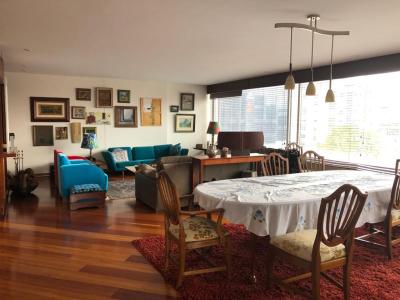 Apartamento En Venta En Bogota En Los Rosales V156529, 256 mt2, 3 habitaciones