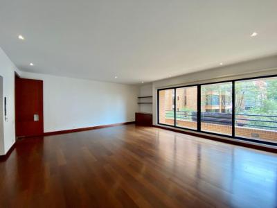 Apartamento En Venta En Bogota En Los Rosales V156652, 160 mt2, 3 habitaciones