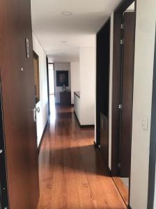 Apartamento En Venta En Bogota En La Calleja Usaquen V158088, 174 mt2, 3 habitaciones