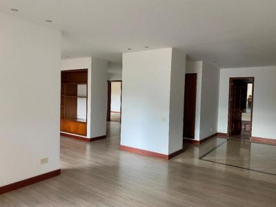 Apartamento En Venta En Bogota En El Nogal V158131, 225 mt2, 3 habitaciones