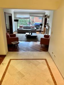 Apartamento En Venta En Bogota En Chico Reservado V158713, 250 mt2, 3 habitaciones