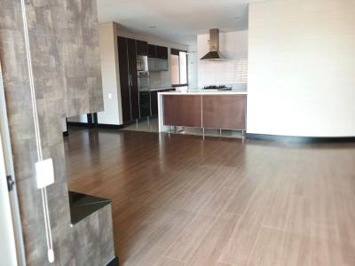 Apartamento En Venta En Bogota En Santa Barbara Oriental Usaquen V160645, 181 mt2, 3 habitaciones