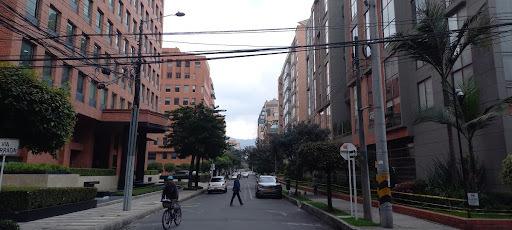Venta De Apartamento En Bogota, 141 mt2, 1 habitaciones
