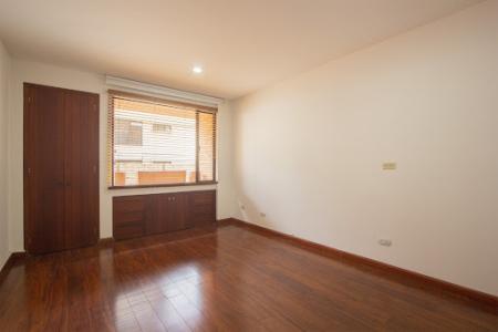Venta De Apartamento En Bogota, 158 mt2, 2 habitaciones