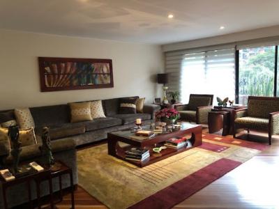 Venta De Apartamento En Bogota, 441 mt2, 3 habitaciones