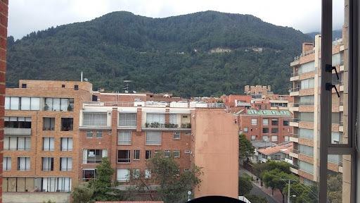 Venta De Apartamento En Bogota, 208 mt2, 3 habitaciones