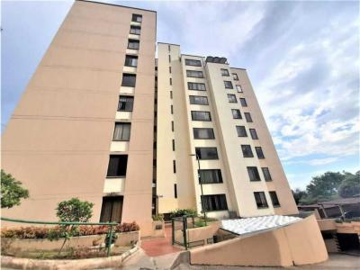 APARTAMENTO EN VENTA BARRIO LA FLORESTA BUCARAMANGA, 83 mt2, 3 habitaciones