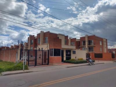 Apartamento En Venta En Cajica V8936, 82 mt2, 3 habitaciones