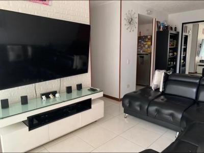 Venta de Apartamento Ciudad 2000 de 66m2, Sur de Cali 8416., 66 mt2, 3 habitaciones