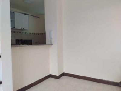 VENDO APARTAMENTO EN LA GRANJAS. L. G, 3 habitaciones