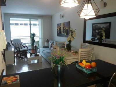 SE VENDE LINDO APARTAMENTO EN LA HACIENDA  D.C W:6309293, 77 mt2, 3 habitaciones