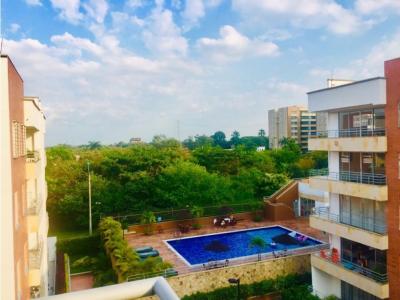 Venta Apartamento Pance por la Javeriana sur Cali, 120 mt2, 3 habitaciones