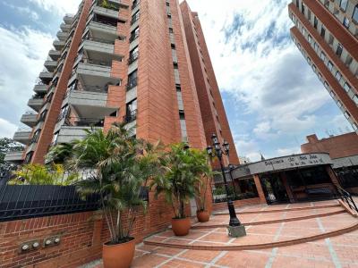 Apartamento En Venta En Cali En Centenario V46515, 150 mt2, 3 habitaciones