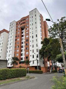 Apartamento En Venta En Cali En Tequendama V57367, 125 mt2, 3 habitaciones