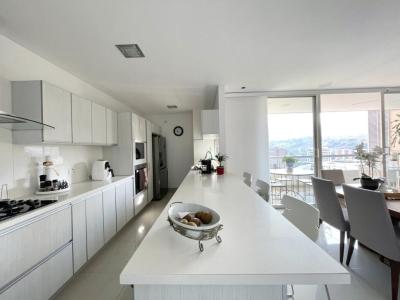 Apartamento En Venta En Cali En Normandia V62885, 189 mt2, 3 habitaciones