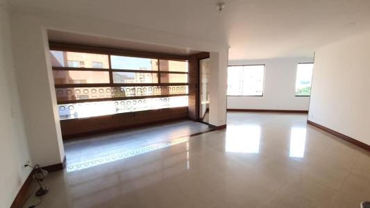 Apartamento En Venta En Cali En Aguacatal V7165, 325 mt2, 4 habitaciones