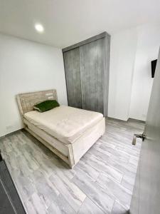 Apartamento En Venta En Cali En El Ingenio V7204, 77 mt2, 3 habitaciones