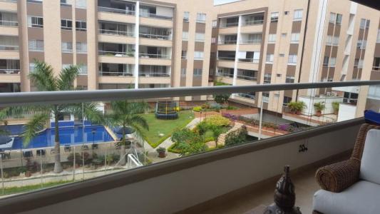 Apartamento En Venta En Cali En Pance V7414, 213 mt2, 4 habitaciones