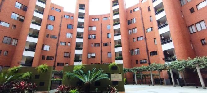 Apartamento En Venta En Cali En La Arboleda V11126, 166 mt2, 3 habitaciones