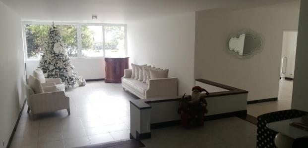 Apartamento En Venta En Cali En Santa Rosa V11129, 233 mt2, 3 habitaciones