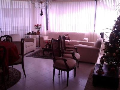 Apartamento En Venta En Cali En Granada V46422, 130 mt2, 3 habitaciones