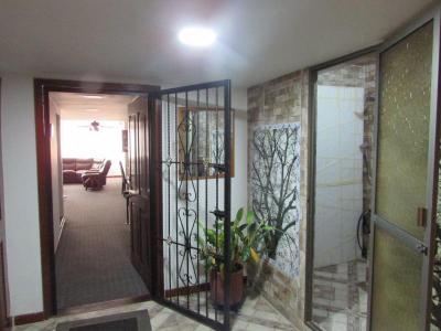 Apartamento En Venta En Cali En Centro V14257, 130 mt2, 3 habitaciones