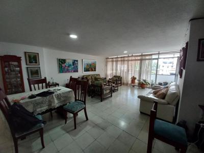 Apartamento En Venta En Cali En Versalles V14997, 240 mt2, 3 habitaciones