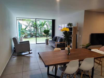 Apartamento En Venta En Cali En Cuarto De Legua   Guadalupe V15009, 100 mt2, 3 habitaciones