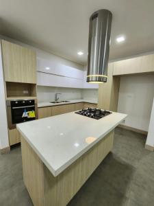 Apartamento En Venta En Cali En Cristales V15375, 123 mt2, 3 habitaciones