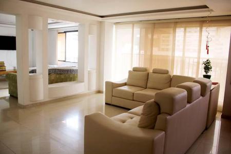 Apartamento En Venta En Cali En Granada V33617, 233 mt2, 3 habitaciones