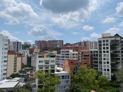 Apartamento En Venta En Cali En Santa Rita V33719, 233 mt2, 3 habitaciones