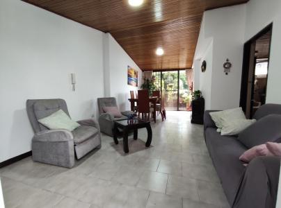 Apartamento En Venta En Cali En Los Cambulos V75794, 120 mt2, 3 habitaciones