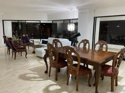 Apartamento En Venta En Cali En Aguacatal V94430, 280 mt2, 3 habitaciones