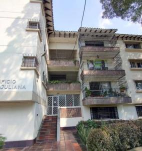 Apartamento En Venta En Cali En Prados Del Norte V108582, 120 mt2, 4 habitaciones